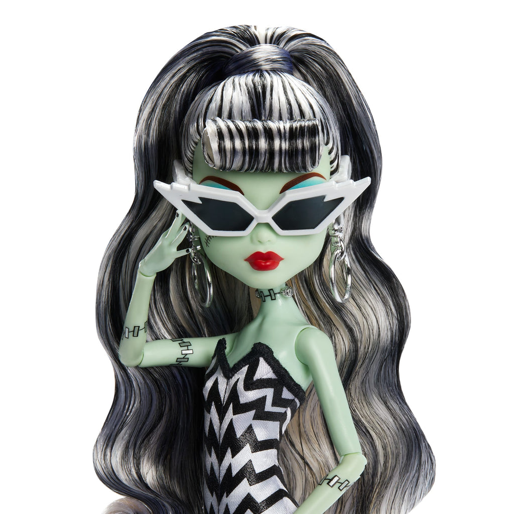 Monster High Skullector Frankie Stein x Barbie Doll | Mattel