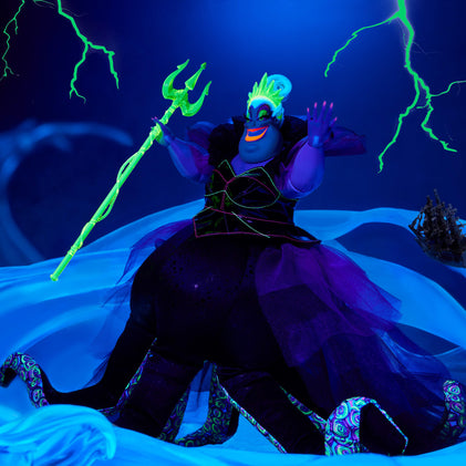 Disney DARKNESS DESCENDS SERIES™ Ursula Puppe