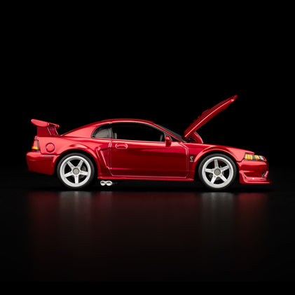 RLC Exklusiv: 2000 Ford Mustang SVT Cobra R