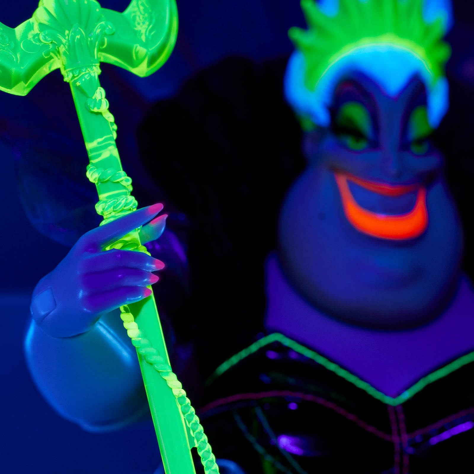 Disney DARKNESS DESCENDS SERIES™ Ursula Puppe