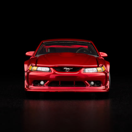 RLC Exklusiv: 2000 Ford Mustang SVT Cobra R