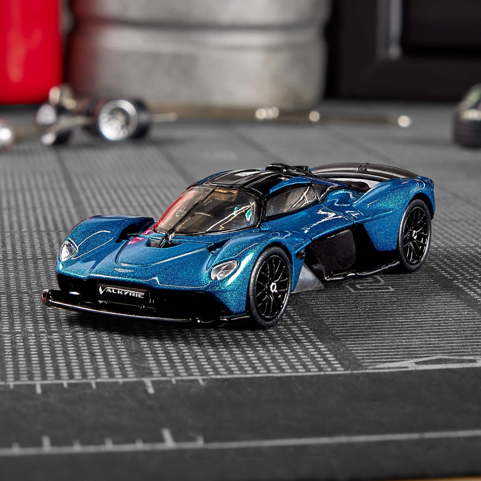 Hot Wheels Elite 64 Aston Martin Valkyrie | Mattel Creations DE
