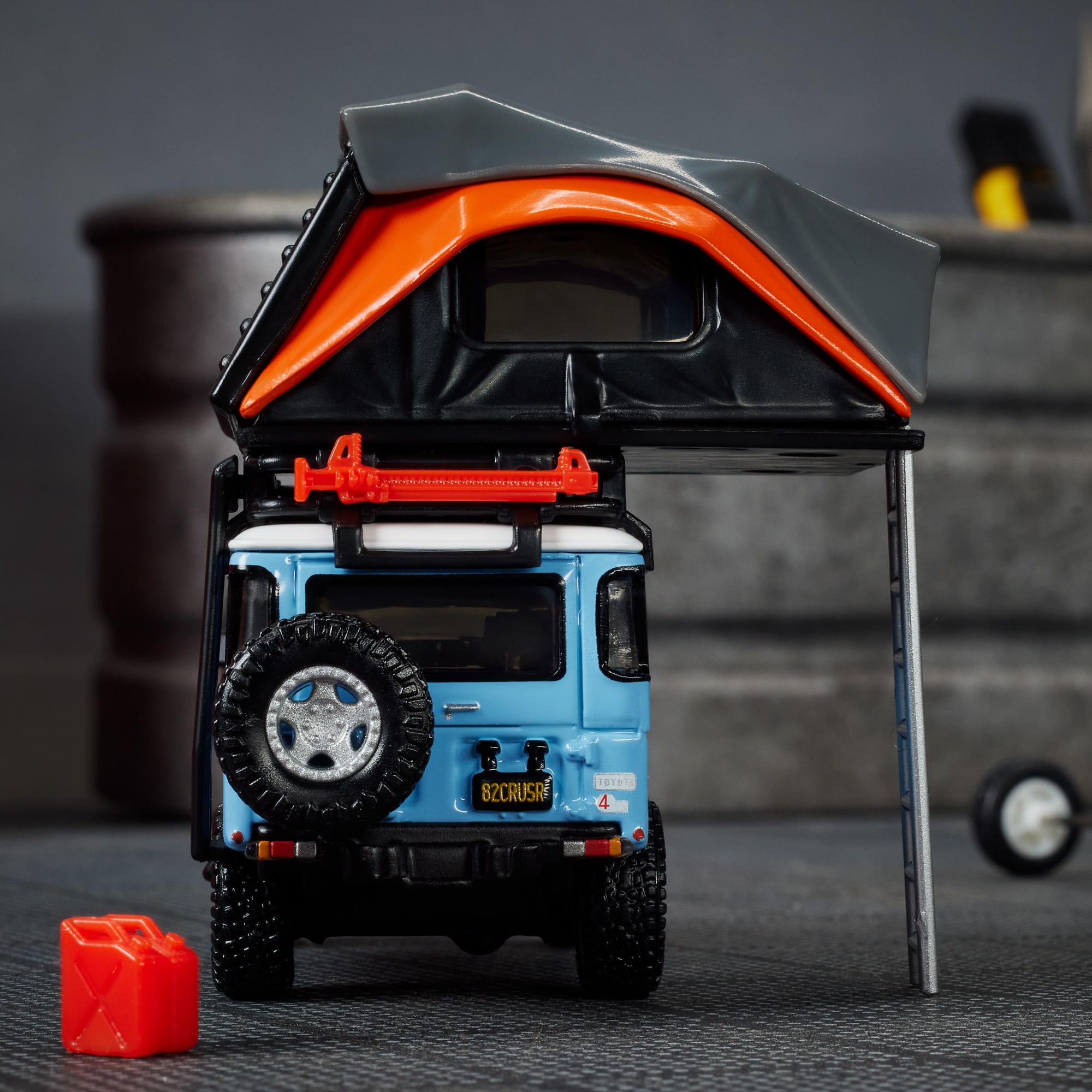 Hot Wheels Elite 64 Mod Shop 1982 Custom Toyota Land Cruiser FJ45 Troopy